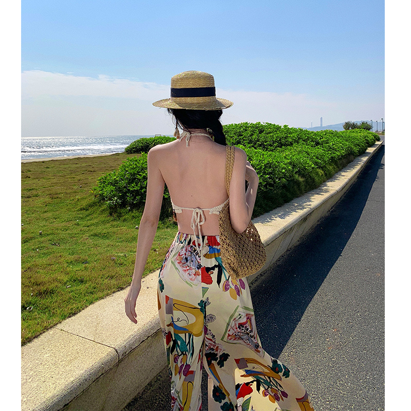 High-Waisted Split Wide-Leg Beach Pants for Women - Lightweight Sun-Protective Chiffon Vacation Trousers, Loose Draped Style High-Waisted Split Wide-Leg Beach Pants for Women - Lightweight Sun-Protective Chiffon Vacation Trousers, Loose Draped Style