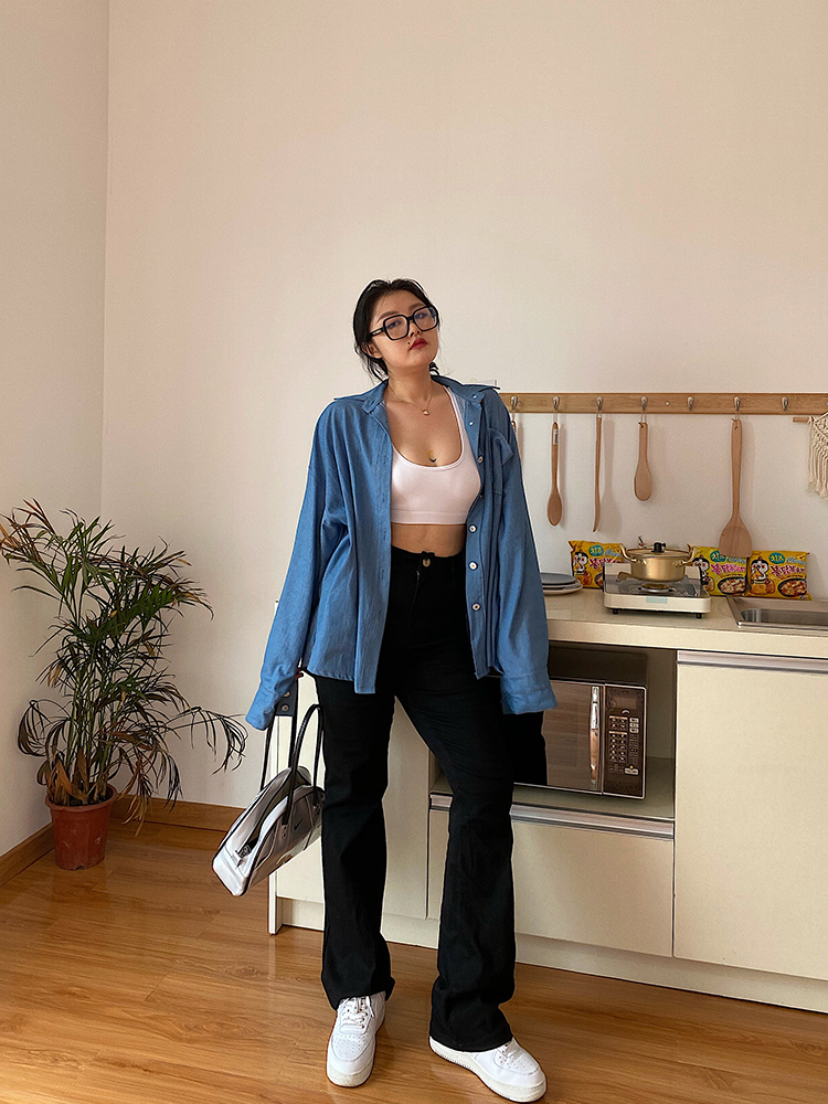 High-Waisted Straight Leg Pants for Women - Black Casual Slim Fit Jeans - Versatile Autumn 2024 Fashion Trend High-Waisted Straight Leg Pants for Women - Black Casual Slim Fit Jeans - Versatile Autumn 2024 Fashion Trend