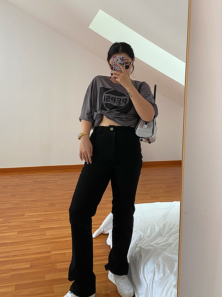 High-Waisted Straight Leg Pants for Women - Black Casual Slim Fit Jeans - Versatile Autumn 2024 Fashion Trend High-Waisted Straight Leg Pants for Women - Black Casual Slim Fit Jeans - Versatile Autumn 2024 Fashion Trend