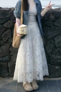 High-Waisted White Lace Tulle Half-Length Skirt for Women, Slimming A-Line Design, Summer 2025 Fashion, Perfect for Effortless Style