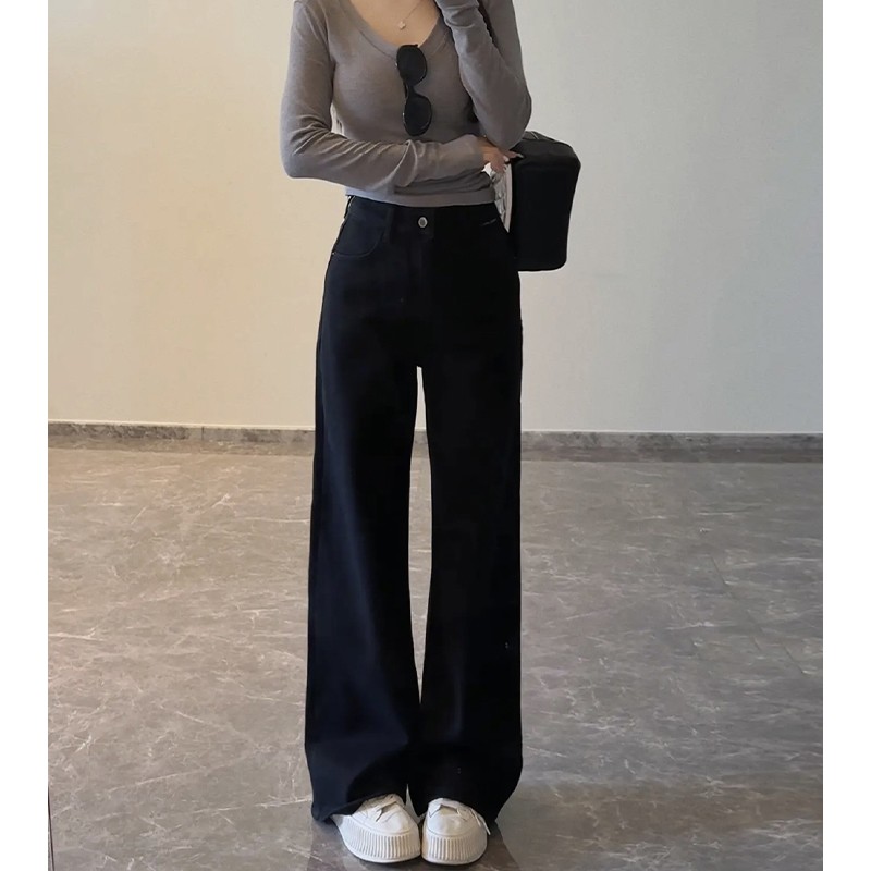 High-Waisted White Straight-Leg Loose Jeans for Women, Plus Size, Flattering Wide-Leg Style, 2025 Trendy Fashion High-Waisted White Straight-Leg Loose Jeans for Women, Plus Size, Flattering Wide-Leg Style, 2025 Trendy Fashion