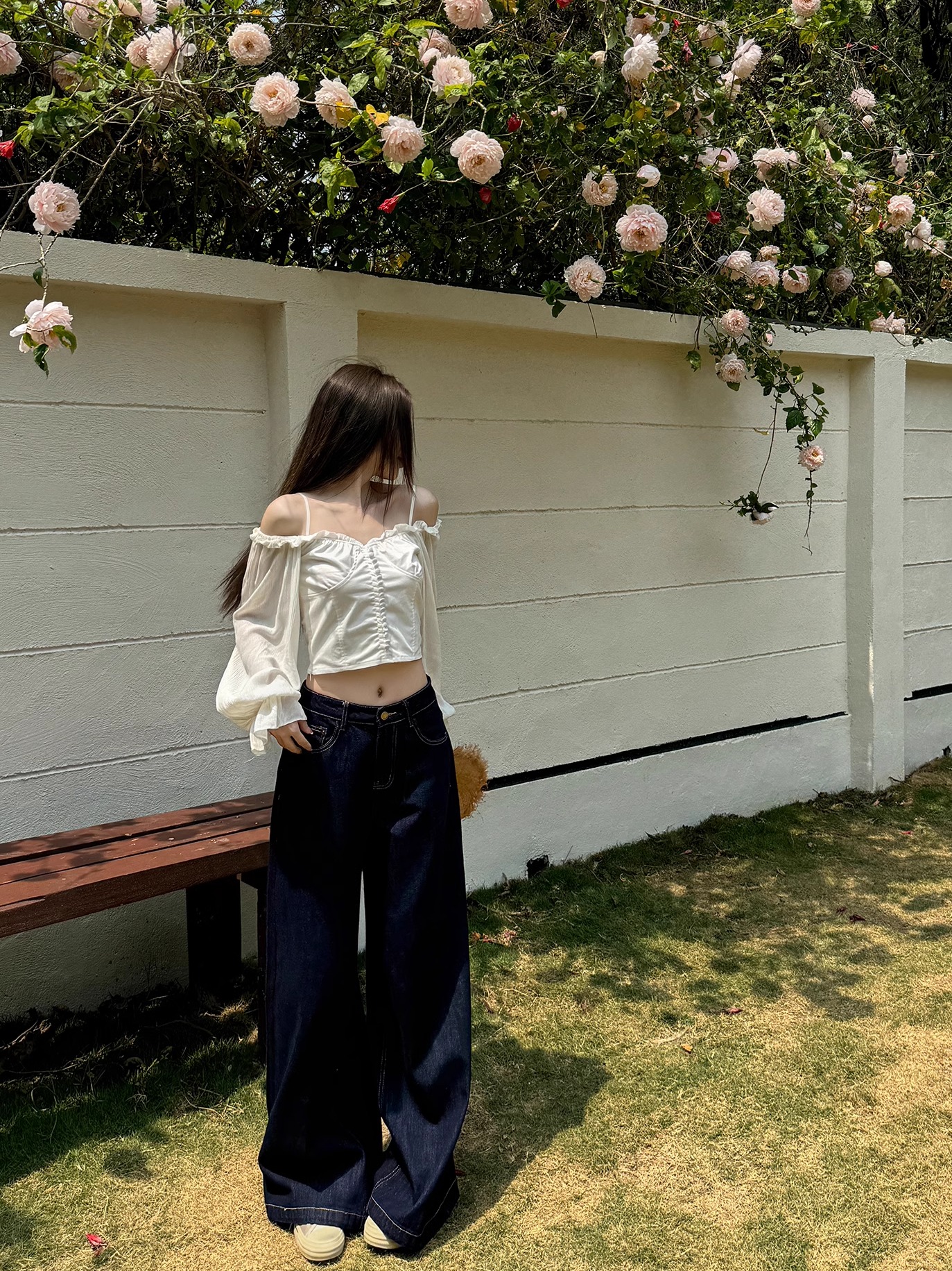 High-Waisted Wide-Leg Jeans for Women - Light Fabric, Deep Blue, Retro American Style, Casual Spring Fashion High-Waisted Wide-Leg Jeans for Women - Light Fabric, Deep Blue, Retro American Style, Casual Spring Fashion