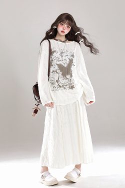 Holey Relaxed Long-Sleeve T-shirt for Women - Wasteland Style Spring Chic Sun Protection Loose Cover-Up Top