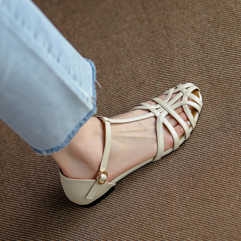 Hollow Woven Flat Roman Sandals for Women - Retro Summer Baotou Style, Italian Corso Venezia Inspired Hollow Woven Flat Roman Sandals for Women - Retro Summer Baotou Style, Italian Corso Venezia Inspired