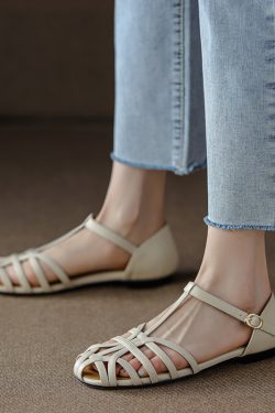 Hollow Woven Flat Roman Sandals for Women - Retro Summer Baotou Style, Italian Corso Venezia Inspired