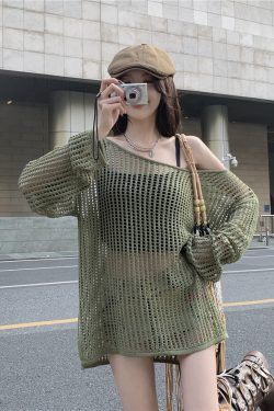 Hollowed-Out Off-Shoulder Knitted Top for Women - Loose Casual Long Sleeve Beach Vacation Cover-Up, Perfect for Y2K Style