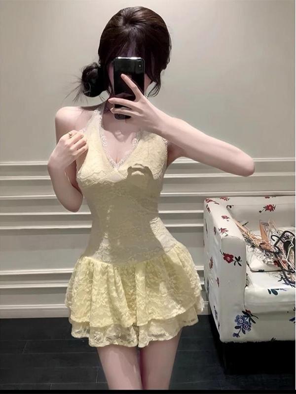 Irregular Butterfly Hollow-Out Halter Lace Dress – Women's Layered Two-Piece Set for Spring & Autumn, Sweet & Spicy Style Irregular Butterfly Hollow-Out Halter Lace Dress – Women's Layered Two-Piece Set for Spring & Autumn, Sweet & Spicy Style