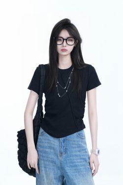 Irregular Pleated Slim Fit Short-Sleeved T-Shirt for Women - Trendy Casual Style