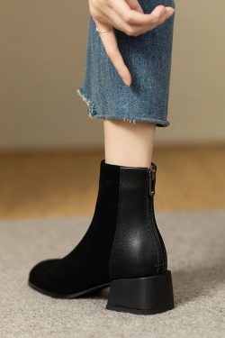 Italian Designer Vintage Chelsea Boots for Women - Genuine Leather Suede Chunky Heel Short Boots, Trendy Y2K Style