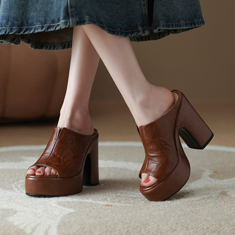 Italian-Style 12.5 cm Soft-Soled Non-Fatigue Sandals in Premium Hand-Grabbed Cowhide - Comfortable Summer Footwear Italian-Style 12.5 cm Soft-Soled Non-Fatigue Sandals in Premium Hand-Grabbed Cowhide - Comfortable Summer Footwear