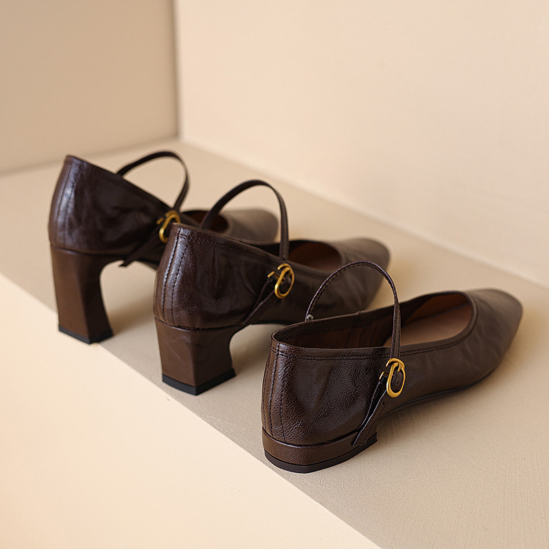 Italian-Style 7 cm Soft Sole Flat Shoes, Comfortable First Layer Sheepskin, Easy to Wear Footwear for Everyday Style Italian-Style 7 cm Soft Sole Flat Shoes, Comfortable First Layer Sheepskin, Easy to Wear Footwear for Everyday Style