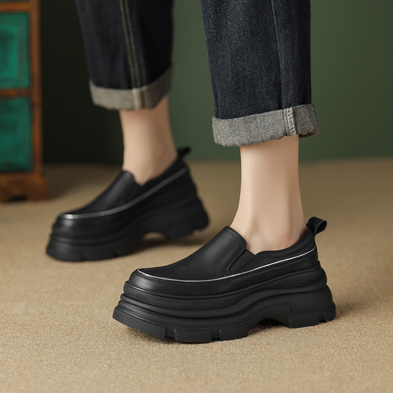 Italian-Style 8cm Soft Sole Genuine Leather Casual Thick-Soled Shoes for Ultimate Comfort Italian-Style 8cm Soft Sole Genuine Leather Casual Thick-Soled Shoes for Ultimate Comfort