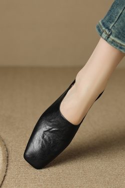 Italian-Style Genuine Leather Retro Soft-Soled Shoes - Comfortable 2 cm Heel, Fashionable and Versatile Footwear for All Occasions