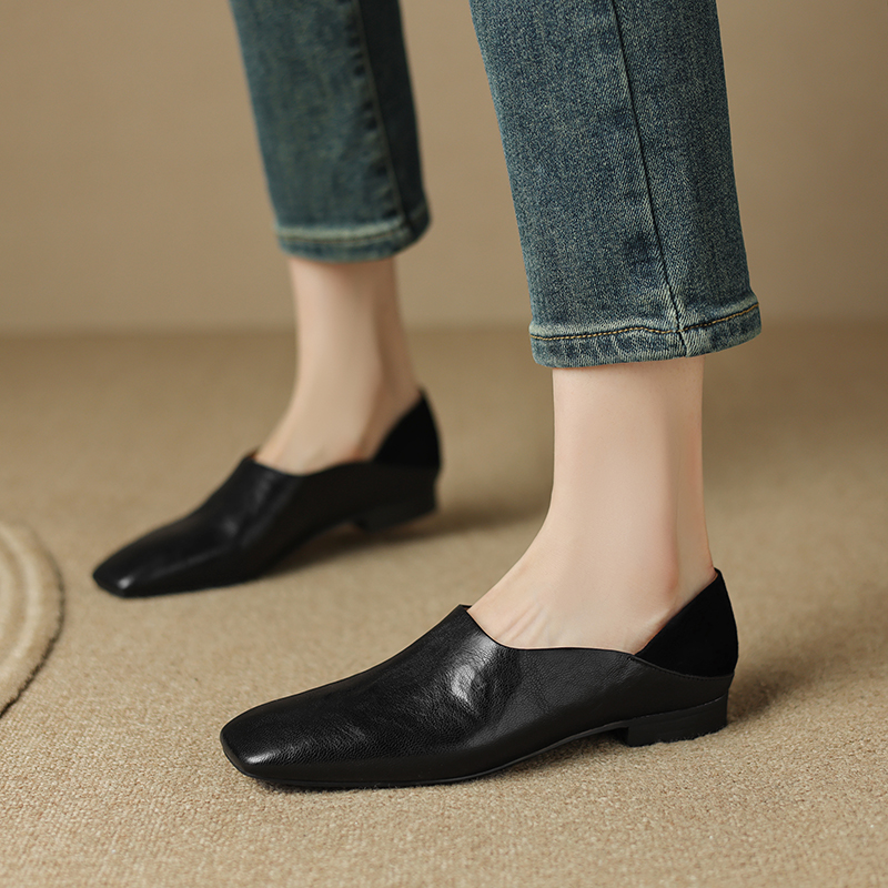 Italian-Style Genuine Leather Retro Soft-Soled Shoes - Comfortable 2 cm Heel, Fashionable and Versatile Footwear for All Occasions Italian-Style Genuine Leather Retro Soft-Soled Shoes - Comfortable 2 cm Heel, Fashionable and Versatile Footwear for All Occasions