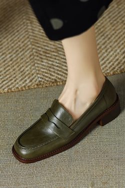 Italian-Style Genuine Leather Round-Toe Loafers - Thick-Soled Autumn Shoes for Skirts - Chic & Stylish Footwear