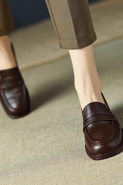 Italian-Style Genuine Leather Round-Toe Loafers - Thick-Soled Autumn Shoes for Skirts - Chic & Stylish Footwear
