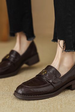 Italian-Style Soft Leather Chelsea Ankle Boots for Women - Chunky Heels, Non-Fatiguing, 90s Inspired, Stylish Comfort