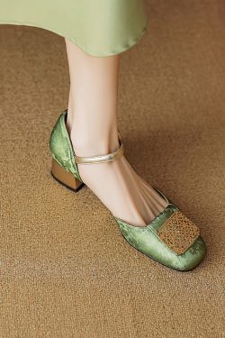 Italian-Style Soft Sole Summer Sandals, Chinese National Wind Design, Comfortable Genuine Leather, 90s Inspired Footwear