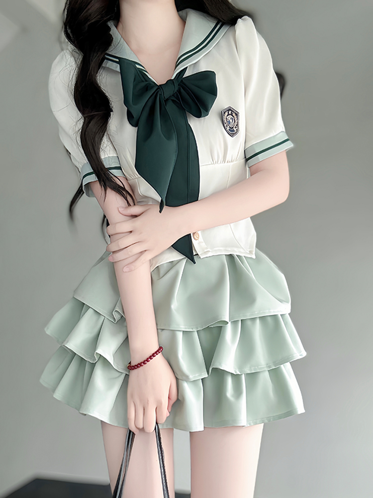 Japanese College Style Pudding Bear JK Uniform Sailor Suit Green Waist-Defined Short Sleeve Summer Outfit with Cake Skirt Japanese College Style Pudding Bear JK Uniform Sailor Suit Green Waist-Defined Short Sleeve Summer Outfit with Cake Skirt