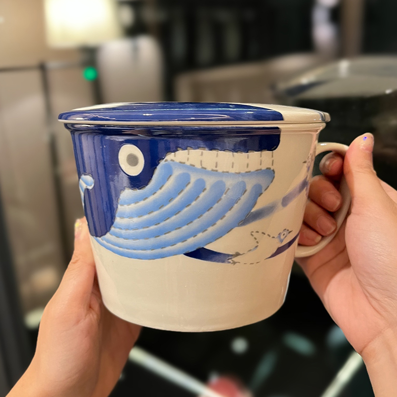 Japanese Hand-Painted Ceramic Noodle Bowl with Cute Cartoon Rabbit Handle and Lid - Perfect for Student Dorms and Home Decor Japanese Hand-Painted Ceramic Noodle Bowl with Cute Cartoon Rabbit Handle and Lid - Perfect for Student Dorms and Home Decor