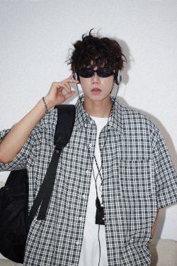 Japanese Retro Checkered Short Sleeve Shirt for Men and Women - Summer BF Style, Casual Loose Fit, Versatile Half-Sleeve Top