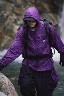 Japanese Retro Loose Mountain-Style Hooded Sun Protection Jacket with Irregular Buckle and Drawstring - Trendy Outdoor Climbing Coat