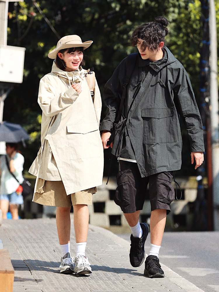 Japanese Retro Loose Mountain-Style Hooded Sun Protection Jacket with Irregular Buckle and Drawstring - Trendy Outdoor Climbing Coat Japanese Retro Loose Mountain-Style Hooded Sun Protection Jacket with Irregular Buckle and Drawstring - Trendy Outdoor Climbing Coat