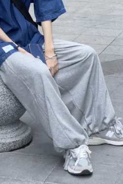 Japanese Retro Loose Sweatpants for Men and Women - Simple Versatile Straight-Leg Drawstring Harem Pants, Spring Fashion