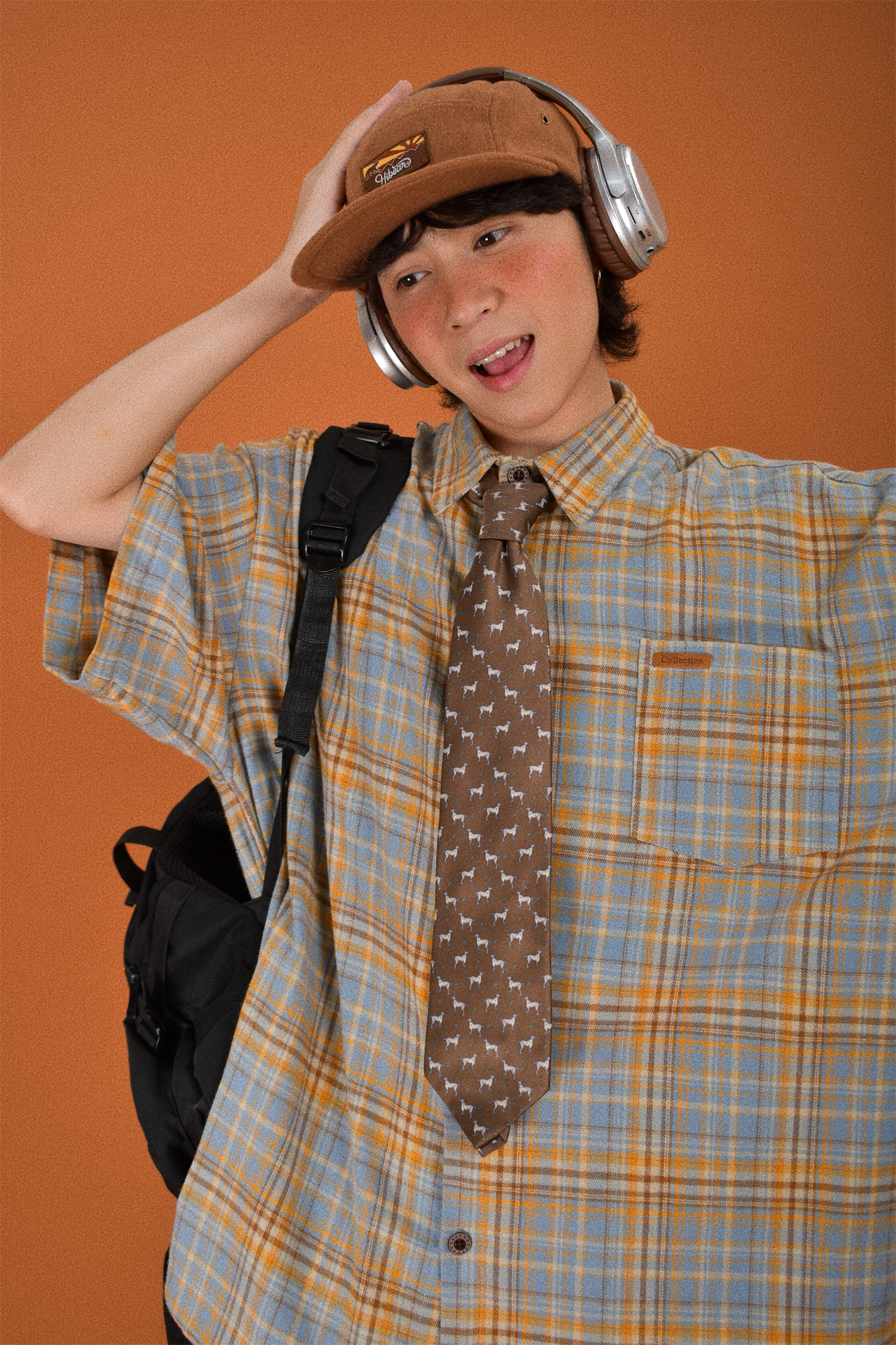 Japanese Retro Plaid Short Sleeve Shirt for Men and Women, Summer Loose Checkered Half Sleeve Top, Versatile 90s Style Fashion Japanese Retro Plaid Short Sleeve Shirt for Men and Women, Summer Loose Checkered Half Sleeve Top, Versatile 90s Style Fashion