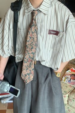 Japanese Retro Vertical Striped Loose Short Sleeve Shirt - 2024 Summer Trendy Minimalist Style for Casual Wear