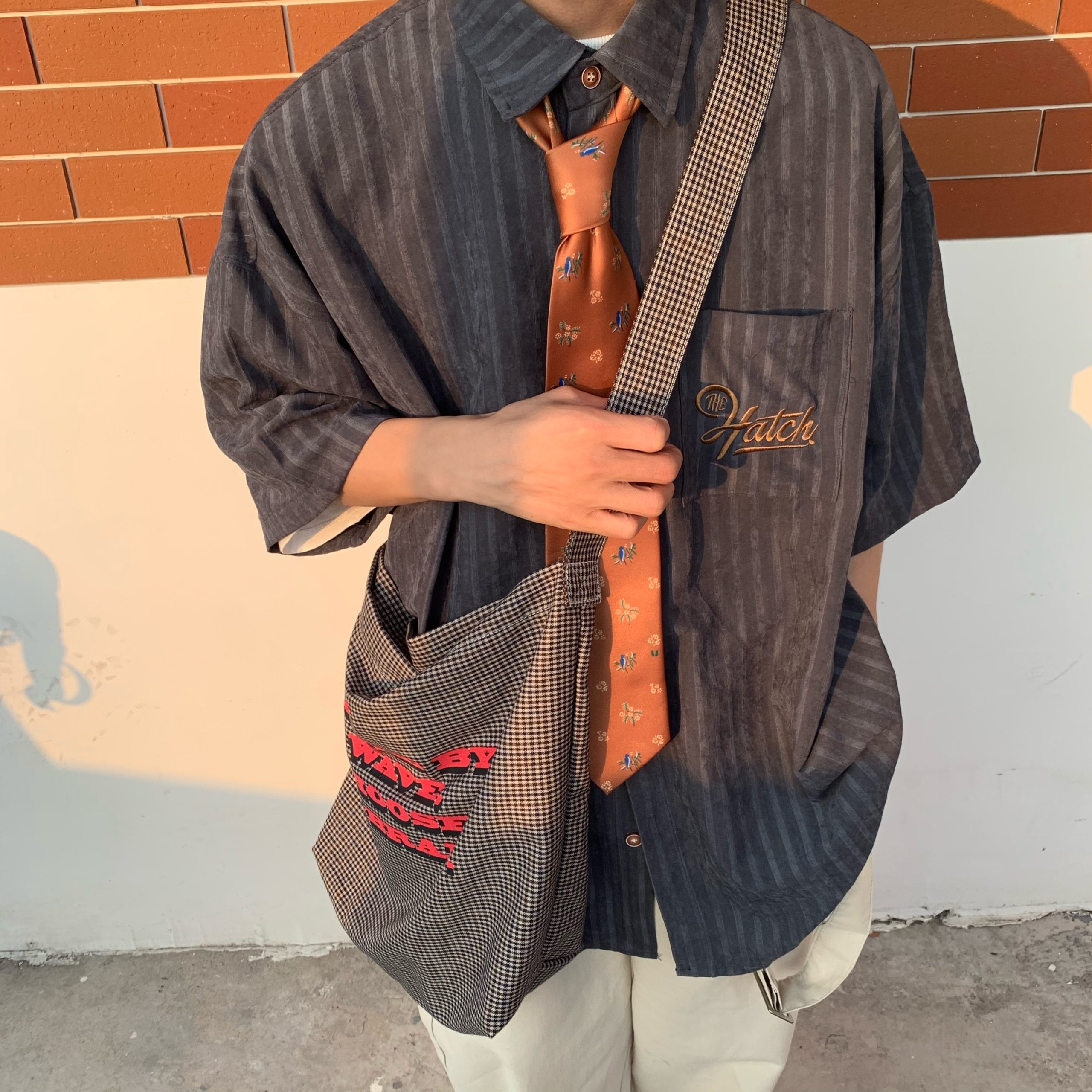 Japanese Retro Vertical Striped Short Sleeve Shirt for Summer - Versatile Hong Kong Style Couple's Half Sleeve Lazy Shirt Japanese Retro Vertical Striped Short Sleeve Shirt for Summer - Versatile Hong Kong Style Couple's Half Sleeve Lazy Shirt