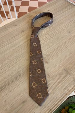 Japanese Retro Wide Bow Tie with Trendy Cartoon Print - Handmade Vintage Casual Korean Style Accessory