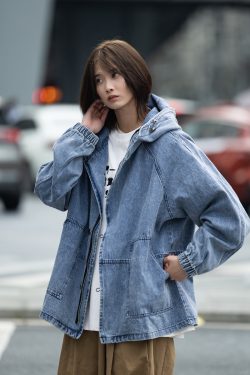 Japanese Retro Workwear Hoodie Jacket for Men - Loose Fit Denim Outerwear for Early Autumn