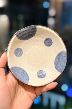 Japanese-Style 4.5-Inch Ceramic Sushi Plate - Retro Distressed Coarse Pottery for Dipping Sauce, Seasoning, and Hot Pot