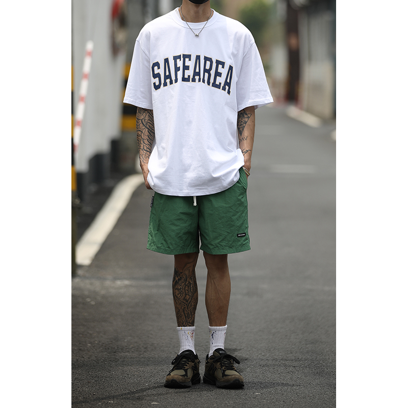 Japanese-Style Candy Color Sports Shorts for Men & Women - Lightweight Quick-Dry Summer Beach Shorts, Loose Fit Five-Point Design Japanese-Style Candy Color Sports Shorts for Men & Women - Lightweight Quick-Dry Summer Beach Shorts, Loose Fit Five-Point Design