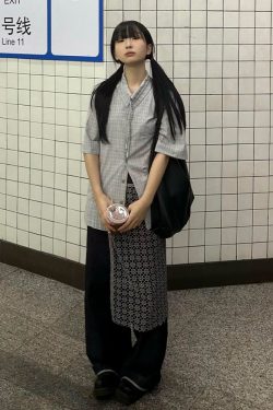 Japanese Style Cuban Collar Short Sleeve Shirt for Women, Summer Plaid Loose Casual Top with Drawstring, College Vibe