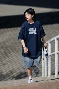 Japanese-Style Loose Denim Shorts for Men with Big Pockets - Summer City Boy Five-Point Casual Fashion