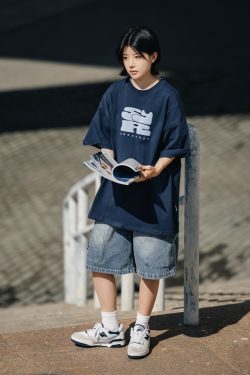 Japanese-Style Loose Denim Shorts for Men with Big Pockets - Summer City Boy Five-Point Casual Fashion
