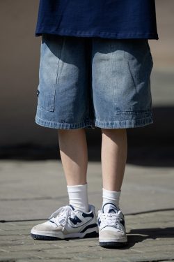 Japanese-Style Loose Denim Shorts for Men with Big Pockets - Summer City Boy Five-Point Casual Fashion