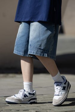 Japanese-Style Loose Denim Shorts for Men with Big Pockets - Summer City Boy Five-Point Casual Fashion