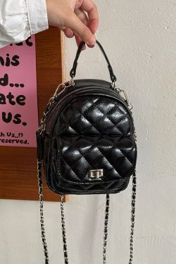 Japanese-Style Mini Backpack with High-End Quilted Chain Design, Unique Fashion Accessory for Trendy Styles