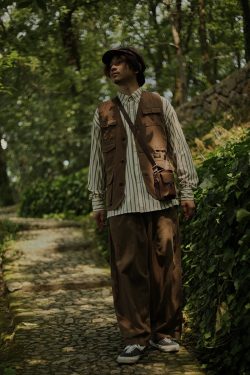 Japanese-Style Multi-Pocket Work Vest for Men - Retro Loose Sleeveless Functional Jacket, Urban Layered Fashion