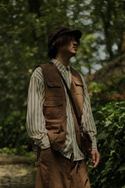 Japanese-Style Multi-Pocket Work Vest for Men - Retro Loose Sleeveless Functional Jacket, Urban Layered Fashion