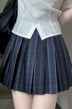 Japanese Style Pleated JK Skirt - Women's High Waist Slim Short Skirt, Luo Yan Pudding Bear Design, Y2K Aesthetic