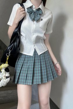 Japanese Style Pleated JK Skirt - Women's High Waist Slim Short Skirt, Luo Yan Pudding Bear Design, Y2K Aesthetic