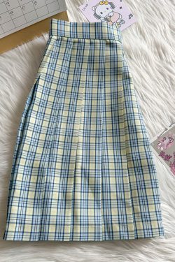 Japanese Style Pleated JK Skirt - Women's High Waist Slim Short Skirt, Luo Yan Pudding Bear Design, Y2K Aesthetic