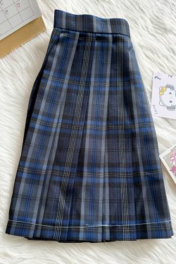 Japanese Style Pleated JK Skirt - Women's High Waist Slim Short Skirt, Luo Yan Pudding Bear Design, Y2K Aesthetic