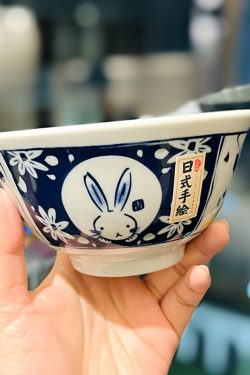 Japanese-Style Rabbit Ceramic Rice Bowl Set - 4.5-Inch Underglaze Ramen Hat Tableware for New Year Gift