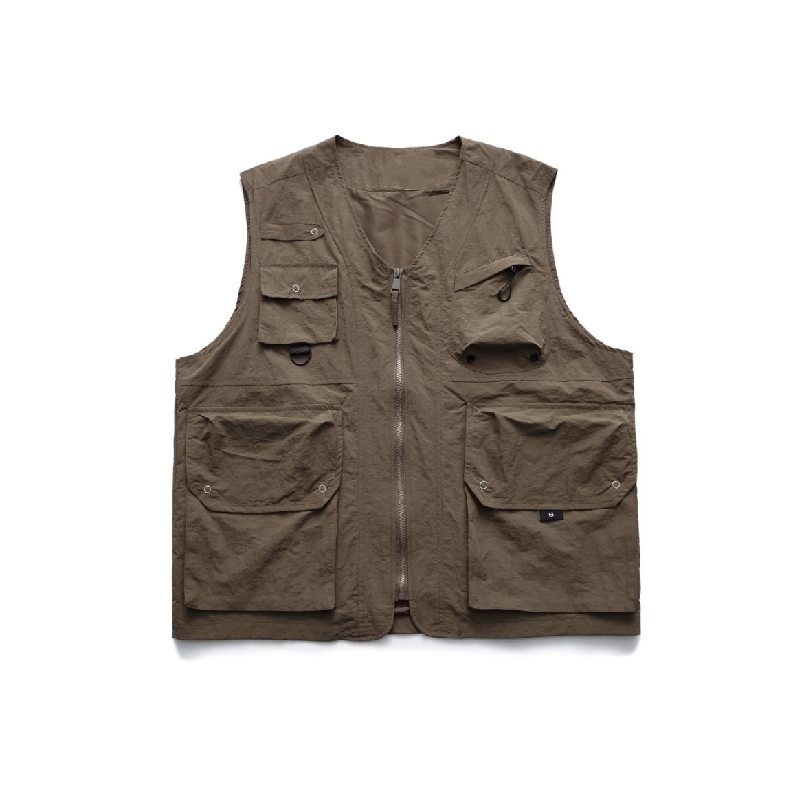Japanese-Style Retro Multi-Pocket Vest for Men and Women - Casual Loose Sleeveless Layering Outerwear for Spring and Autumn Japanese-Style Retro Multi-Pocket Vest for Men and Women - Casual Loose Sleeveless Layering Outerwear for Spring and Autumn