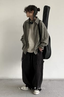 Japanese-style Retro Plaid Long Sleeve Shirt Jacket for Men and Women, Unisex Loose Fit, Versatile City Boy Style for Spring and Autumn